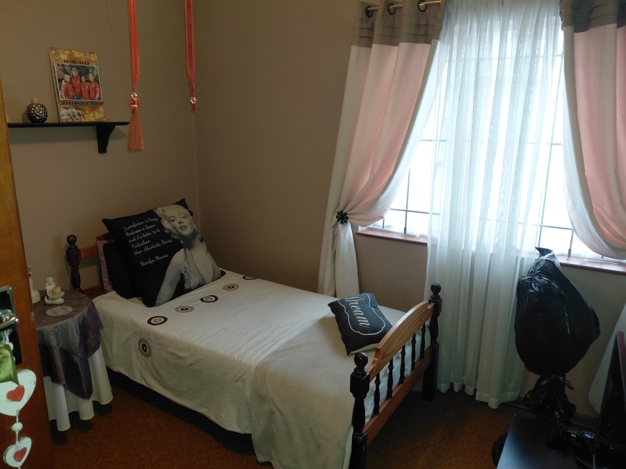 3 Bedroom Property for Sale in Bothasrus Eastern Cape